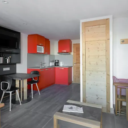 Studio Les Coches, 1 Piece, 2 Personnes - Fr-1-181-1145 * La Plagne
